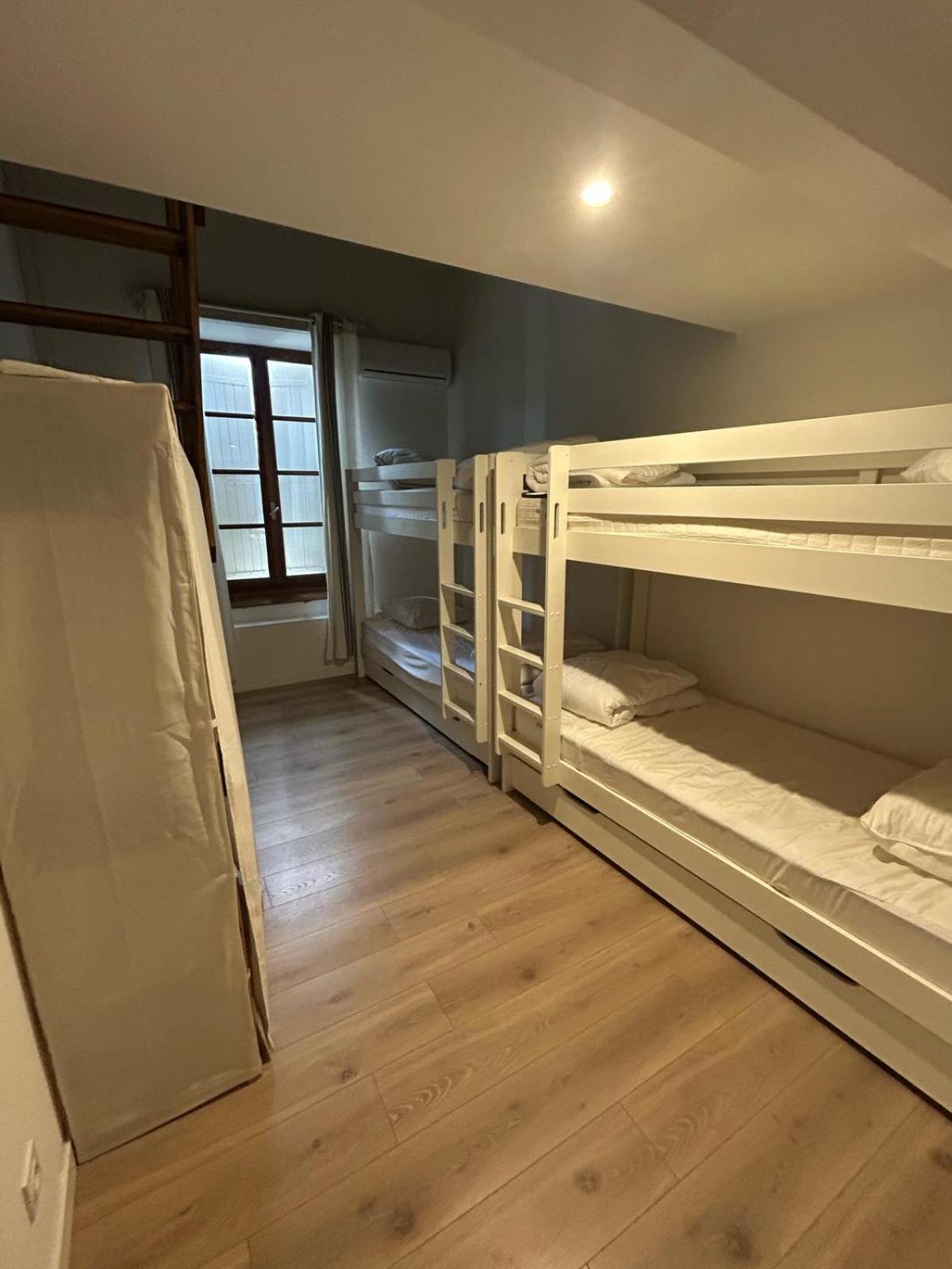 Maison, Canal Du Midi Piscine Homps  Εξωτερικό φωτογραφία
